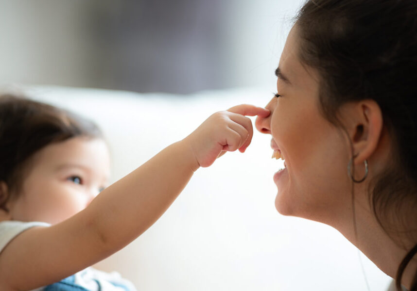 when do babies say mama